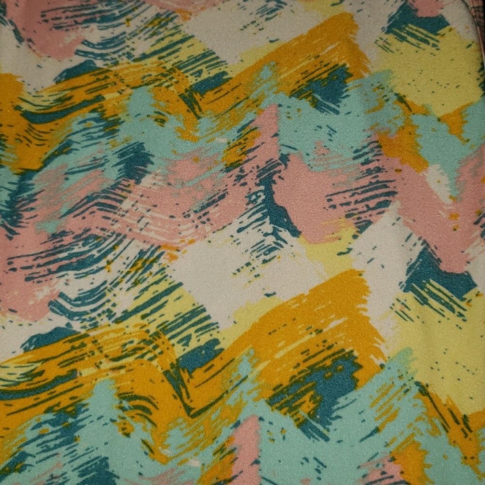 3 for $25🏵 🎀LulaRoe Brush Stroke Pastel Leggings